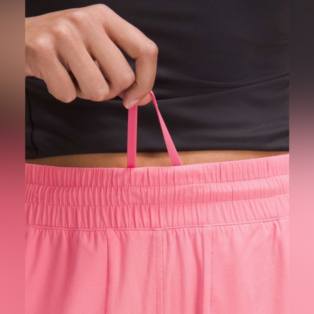 Lululemon Swift Mid-Rise Wide-Leg Pant in Sakura Pink - Picture 3 of 7